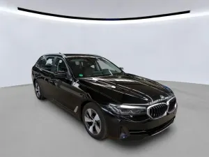 BMW 5 Series Touring 520d 2022