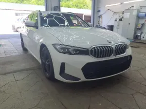 BMW 3 Series Touring 320i 2024