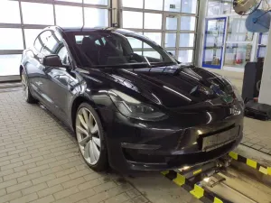 Tesla Model 3 82 kWh 2021
