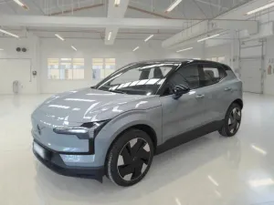 Volvo EX30 Extended Range Plus 2024