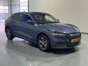 Ford Mustang Mach-E 76 kWh 2021