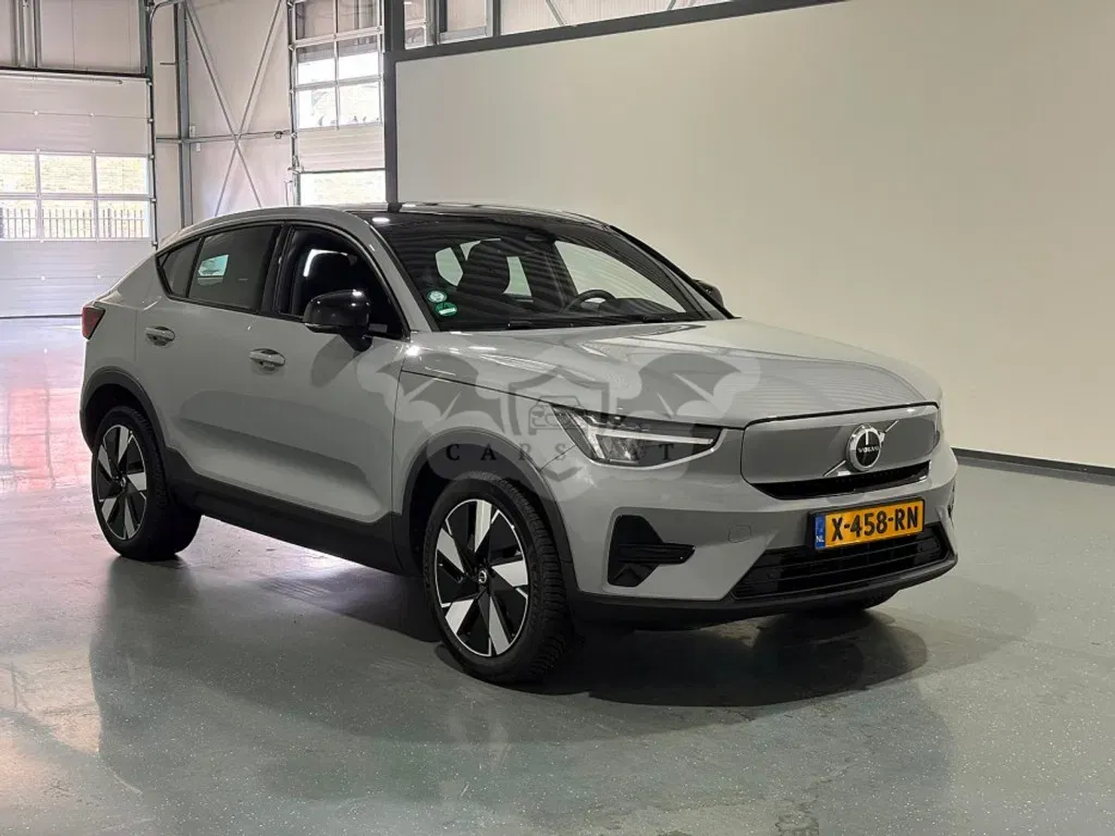 Volvo C40 67 kWh Core 2024