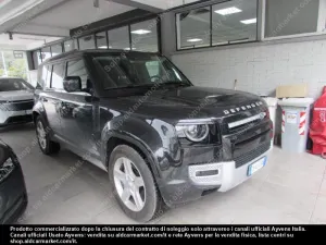 Land Rover Defender 110 3.0 SE 2022