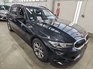 BMW 3 Series Touring 318d 2023