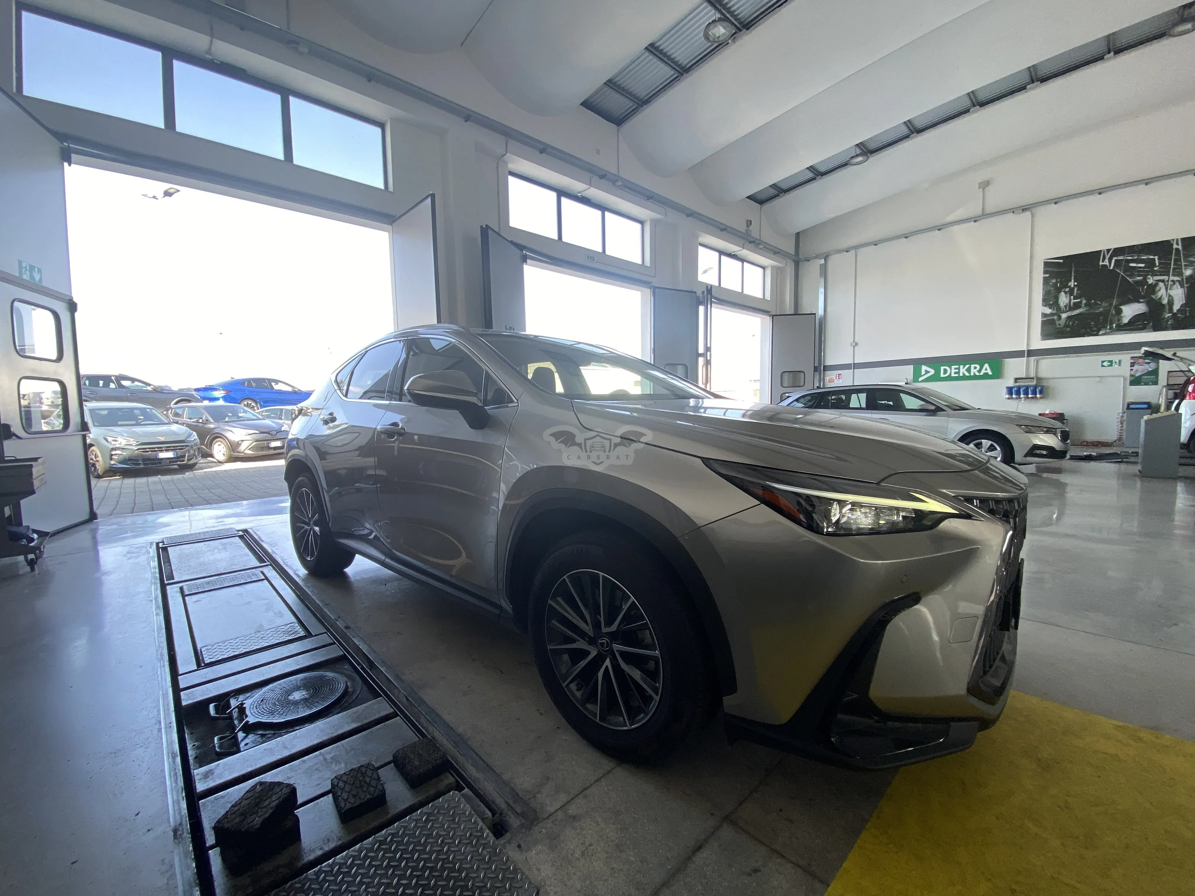 Lexus NX Premium 2022