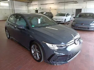 Volkswagen Golf 1.5 eTSI R-Line 2024