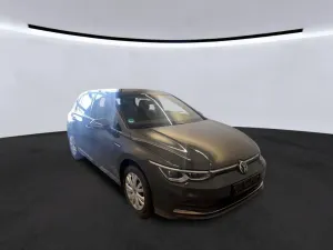 Volkswagen Golf 2.0 TSI Style 2024