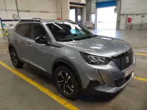 Peugeot 2008 1.2i Allure 2023