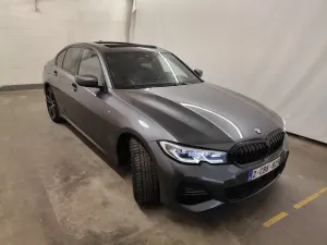 BMW 3 Series 330e 2022