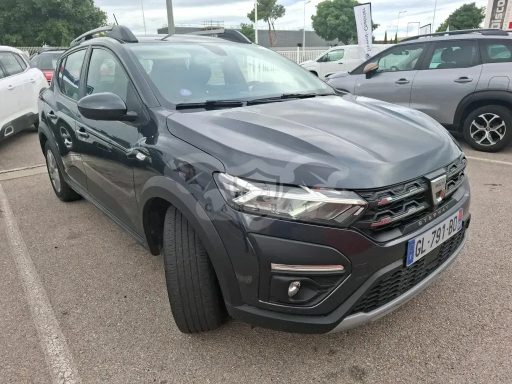 Dacia Sandero 1.0 TCe Stepway 2022