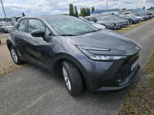 Toyota C-HR 1.8 Dynamic 2025
