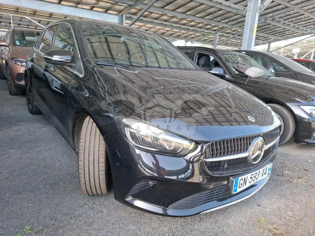 Mercedes-Benz B 200d Business Line 2023