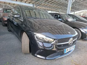 Mercedes-Benz B 200d Business Line 2023