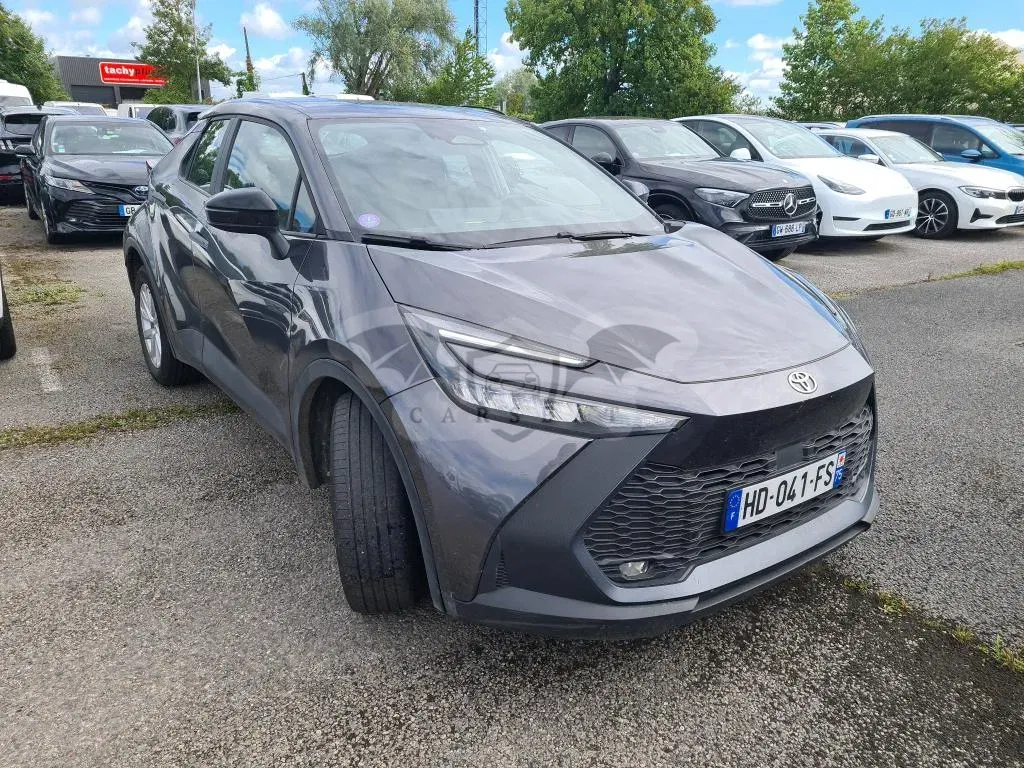 Toyota C-HR 1.8 Dynamic 2025