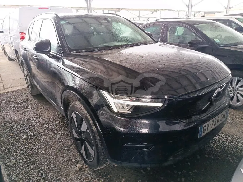 Volvo XC40 Essential 2024