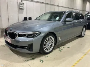 BMW 5 Series Touring 520e Lounge 2022