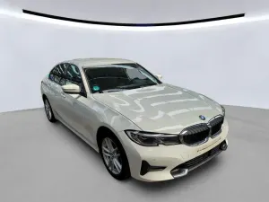 BMW 3 Series 330e 2020