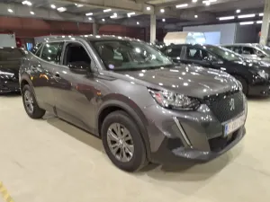 Peugeot 2008 1.2i Active Pack 2022