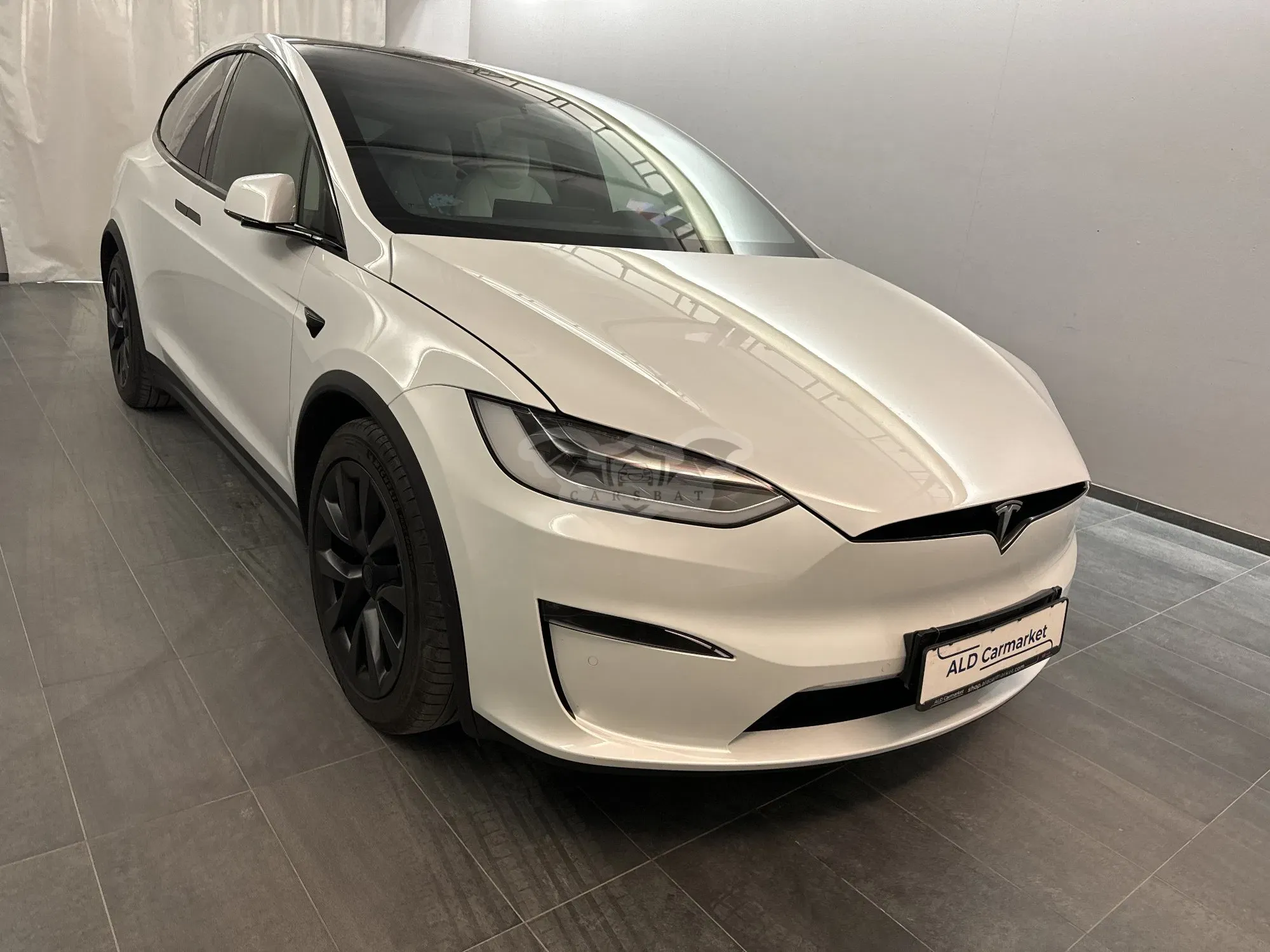 Tesla Model X Plaid 2023