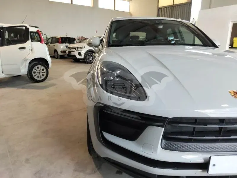 Porsche Macan 2.0 2023