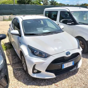 Toyota Yaris 1.5h Trend 2021