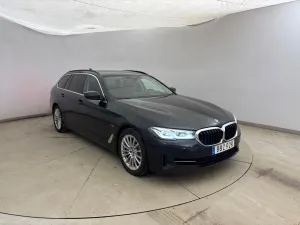 BMW 5 Series Touring 530e 2023