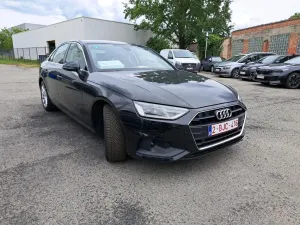 Audi A4 30 TDI Attraction 2021