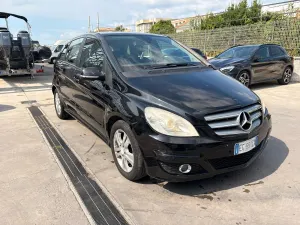 Mercedes-Benz B 180d Executive 2011
