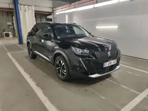 Peugeot 2008 1.2i Allure 2021