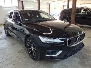 Volvo V60 T6 Core 2022