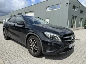 Mercedes-Benz GLA 180d 2015