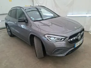 Mercedes-Benz GLA 200d progressive 2021