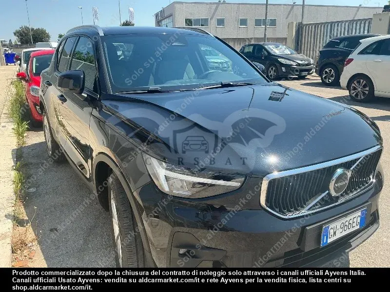 Volvo XC40 B3 Core 2024