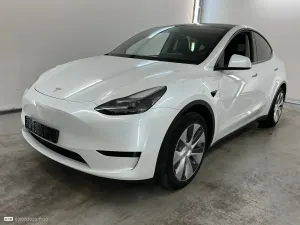 Tesla Model Y Standard Range 58 kWh 2024