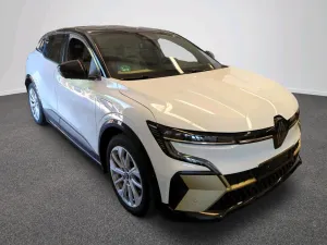 Renault Megane E-Tech Iconic 2022