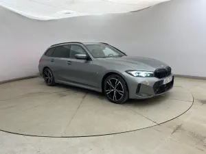BMW 3 Series Touring 330e 2022