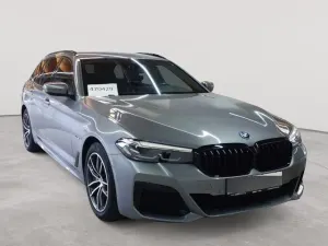 BMW 5 Series Touring 530e 2022