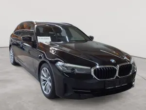 BMW 5 Series Touring 520d 2021