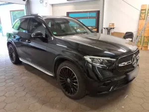 Mercedes-Benz GLC 200 AMG Line 2024