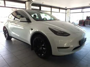 Tesla Model Y Long Range 2023