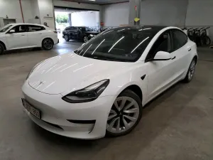Tesla Model 3 Standard Range Plus 2022