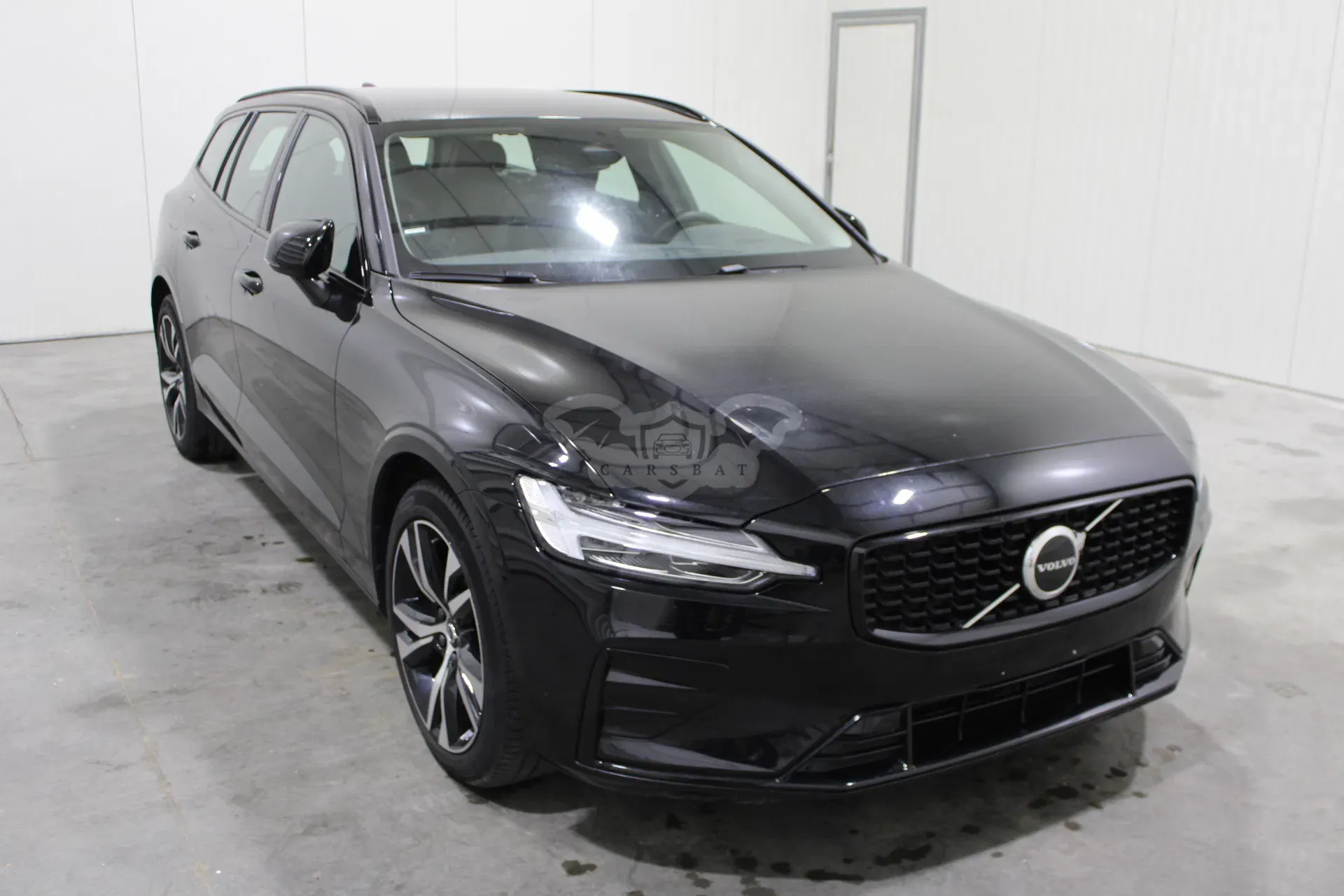 Volvo V60 B4 Plus 2025