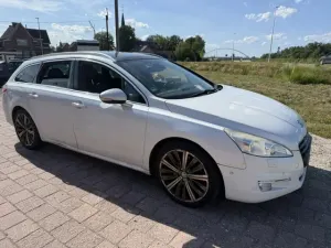 Peugeot 508 SW 2.2 HDI 2011