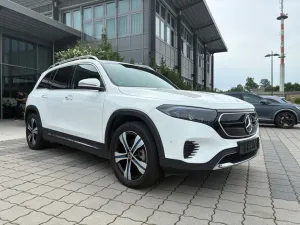 Mercedes-Benz EQB 250 2023