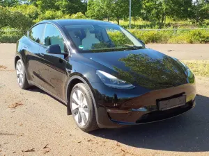 Tesla Model Y 78 kWh 2023