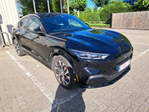 Ford Mustang Mach-E 99 kWh Premium 2023