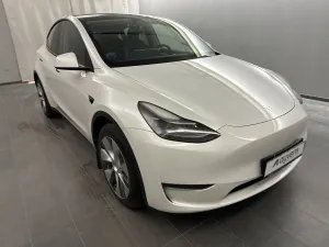 Tesla Model Y Long Range 82 kWh 2023