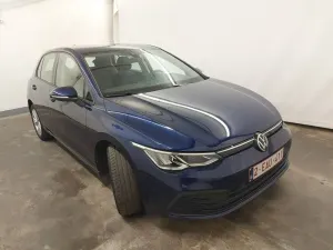 Volkswagen Golf 1.0 eTSI Life Business 2023