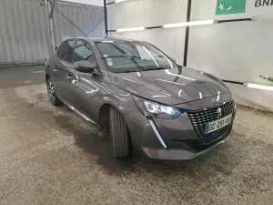 Peugeot 208 Allure Business 2021