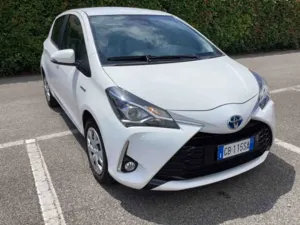 Toyota Yaris 1.5h Business 2020